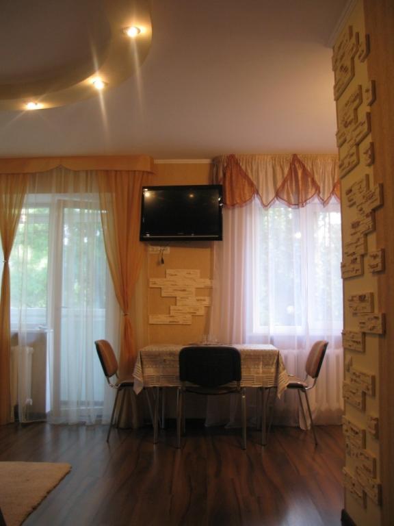 Студія Біля Gagarinmall, 10Хв Від Автовокзалу Kryvyi Rih Exterior foto